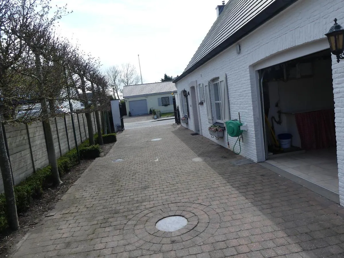 Holiday home Vakantiewoning De Nachtegaal Ostend